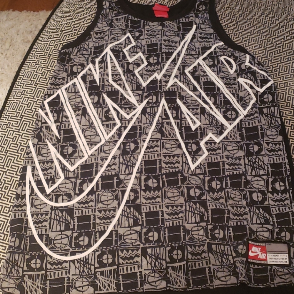 sleeveless